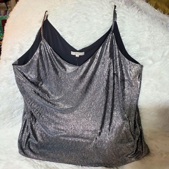 Ann Taylor LOFT PLUS size 26 shiny metallic pewter,silver lined stretchy top - Picture 1 of 8